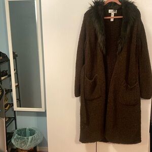 LONG FAUX FUR COLLAR SWEATER.      DARK GREEN/BROWNISH IN COLOR.